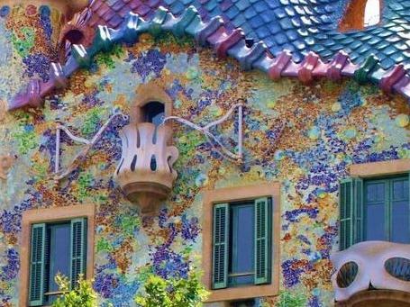 Detail of the Casa Battló