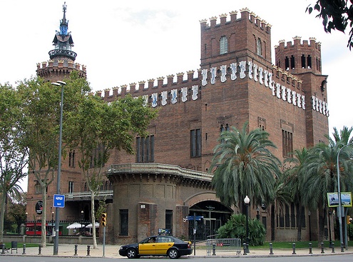 Castell dels Tres Dragons