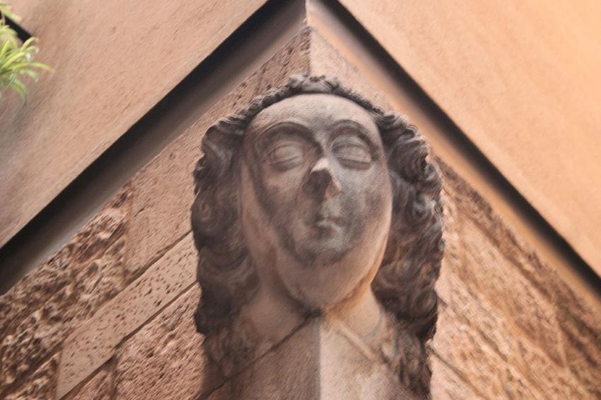 Stone face near Santa Maria del Mar