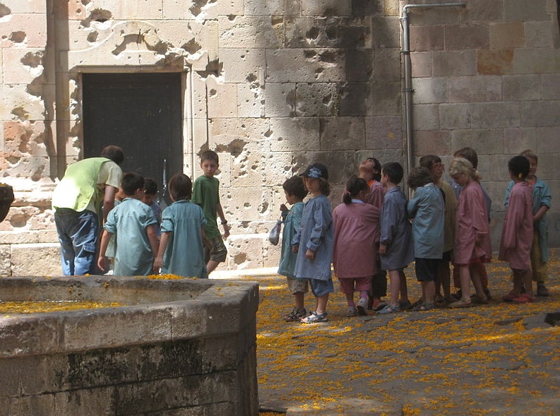 Barcelona school children on tour