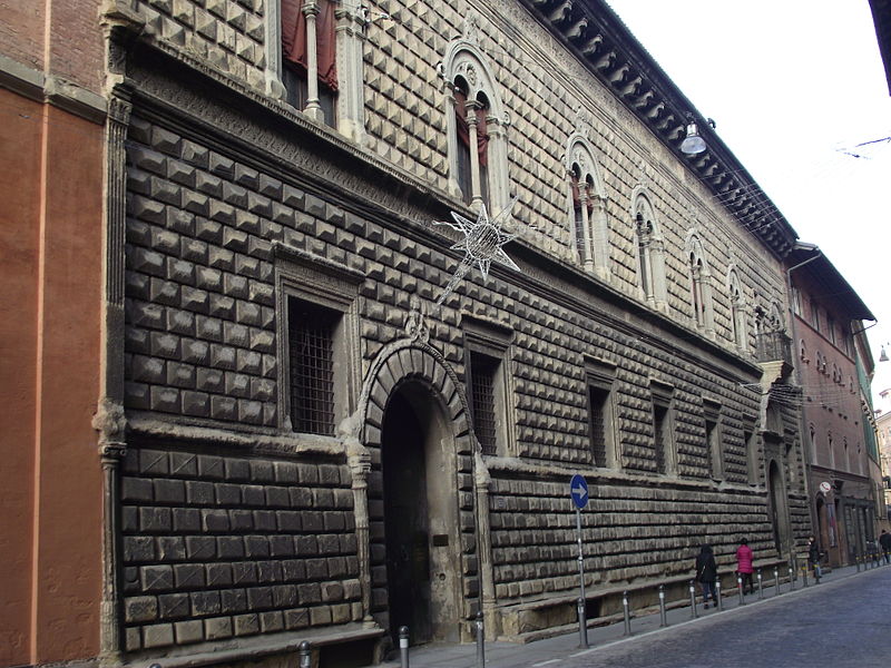 Palazzo Sanuti-Bevilacqua Palazzo Sanuti-Bevilacqua