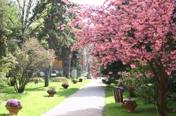 Entrance to the gardens