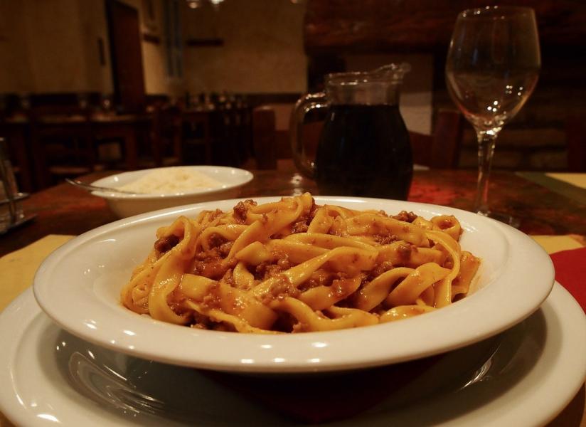 Tagliatelle al ragù Tagliatelle al ragù