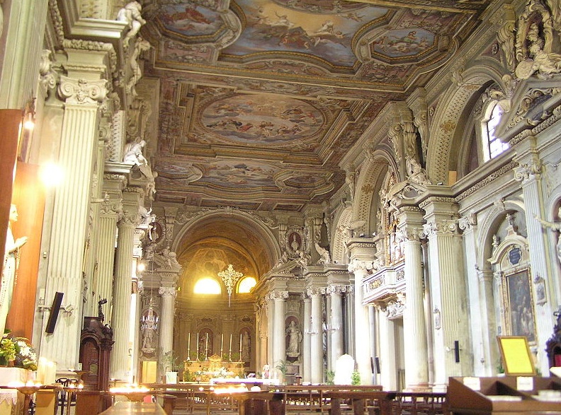 Interior of Sant'Agostino Interior of Sant'Agostino