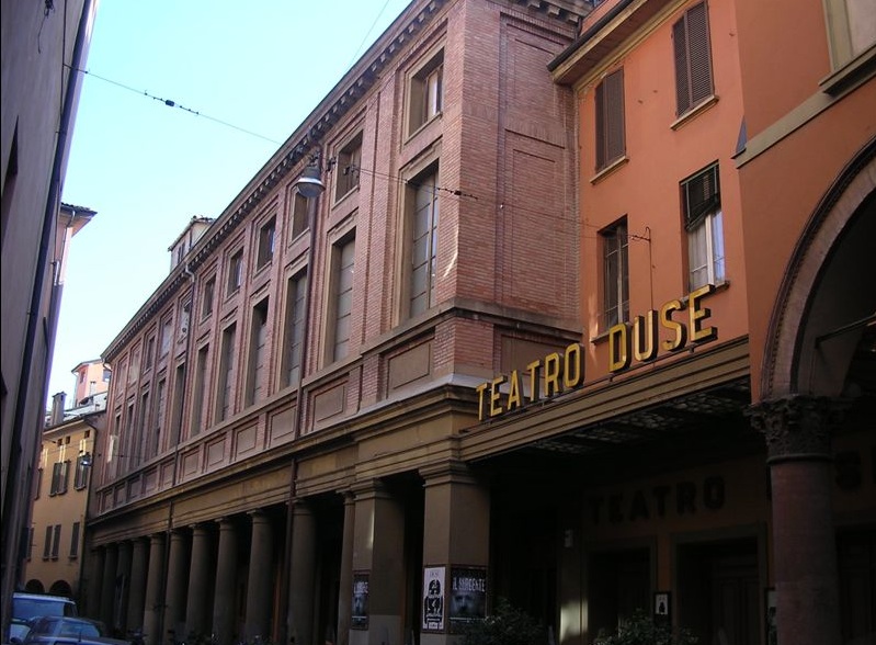 Entrance to Teatro Duse