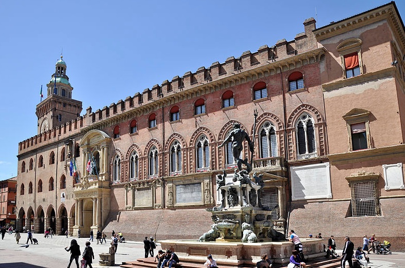 Palazzo d'Accursio Palazzo d'Accursio