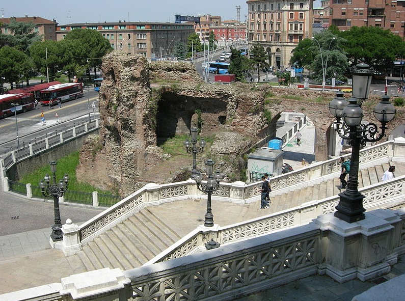 Montagnola, ruins of the Galliera Fortresses