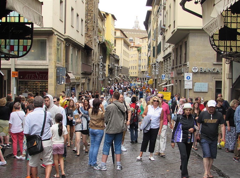 Via Por Santa Maria Via Por Santa Maria
