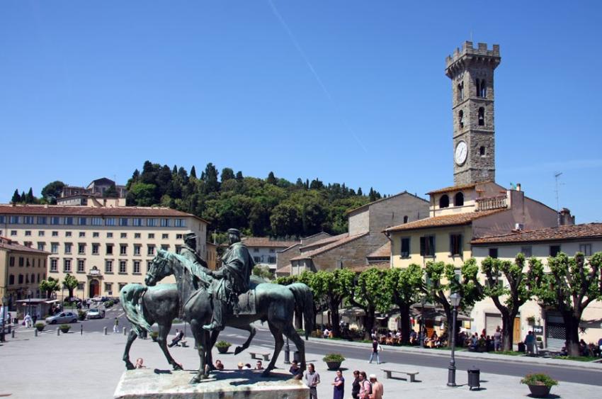 Piazza Mino, Fiesole Piazza Mino, Fiesole