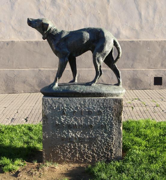 Monumento di Fido Monumento di Fido