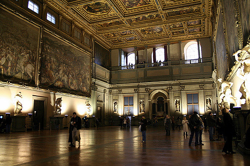 Palazzo vecchio: the Salone dei Cinquecento Palazzo vecchio: the Salone dei Cinquecento