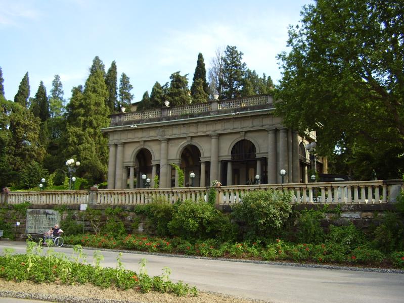 Poggi's Loggia in Piazza Michelangelo Poggi's Loggia in Piazza Michelangelo