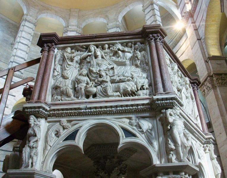 Detail of Nicola's pulpit in Pisa Baptistry