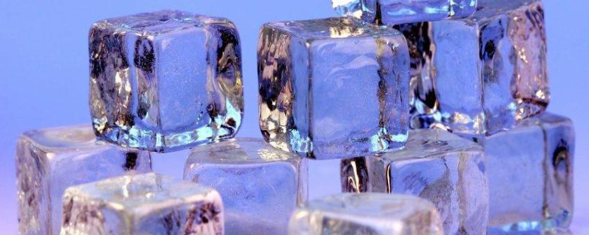 Artificial ice cubes