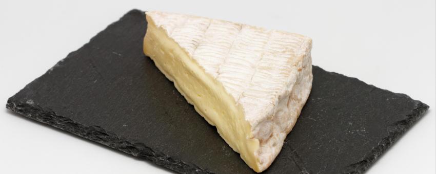 Pont-l'Évêque (cow's milk cheese)