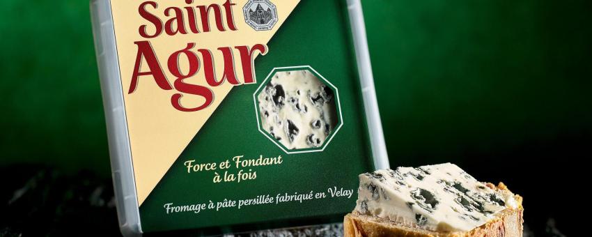 Fromage Saint Agur accompagné d'une tartine