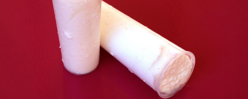 Ziegenfrischkäse "Brousse du Rove" in typischem Becher