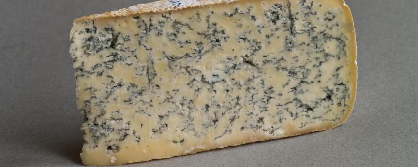 Bleu de Gex is a French cow’s-milk blue cheese,  labelled Protected Designation of Origin (PDO). Its precise labelled name is “Bleu de Gex haut Jura”; it is also called “Bleu de Septmoncel”.