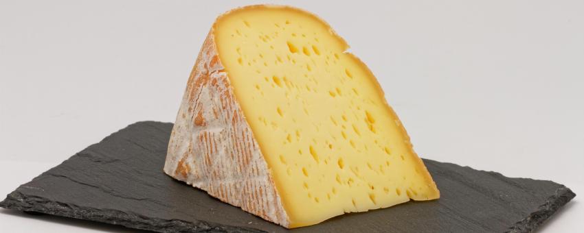 Un Bethmale, fromage des Pyrénées.