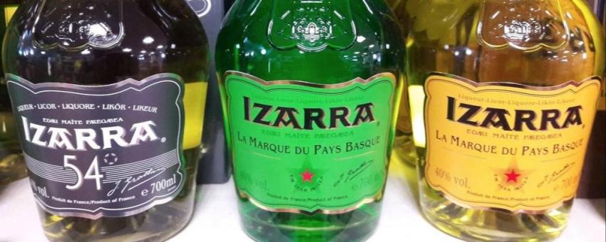 Izarra bottles