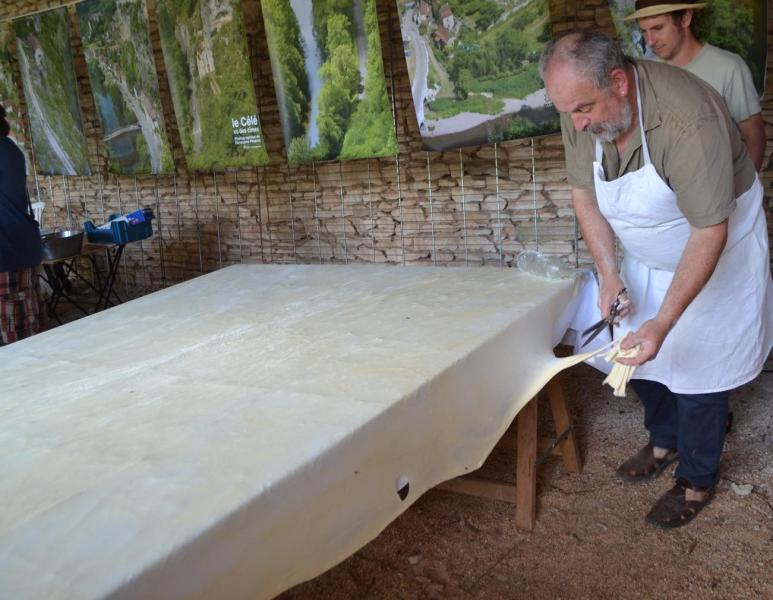 making pastis