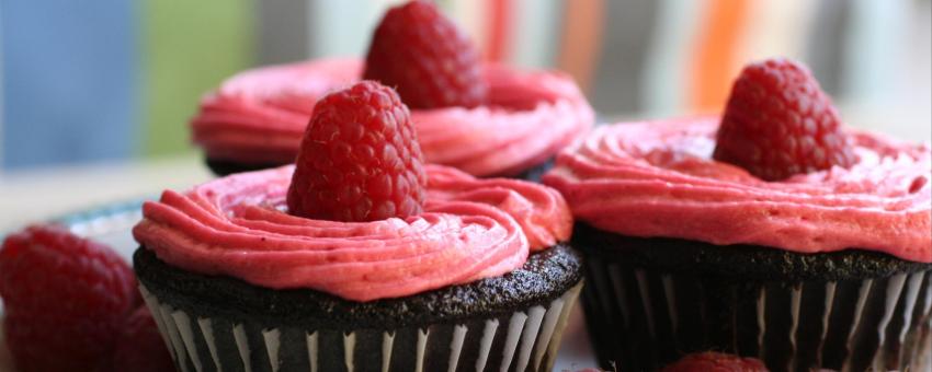 Chocolate Cupcakes with Raspberry Buttercream - recipe