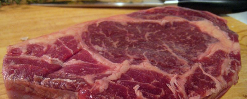 grazin' angus acres rib-eye steak