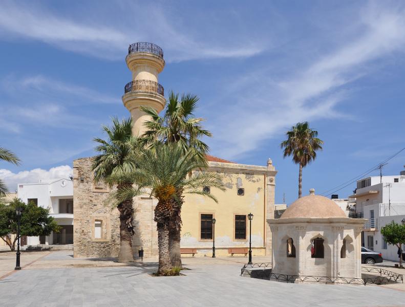 Ierapetra (Crete, Greece): old Turkish mosque and fountain