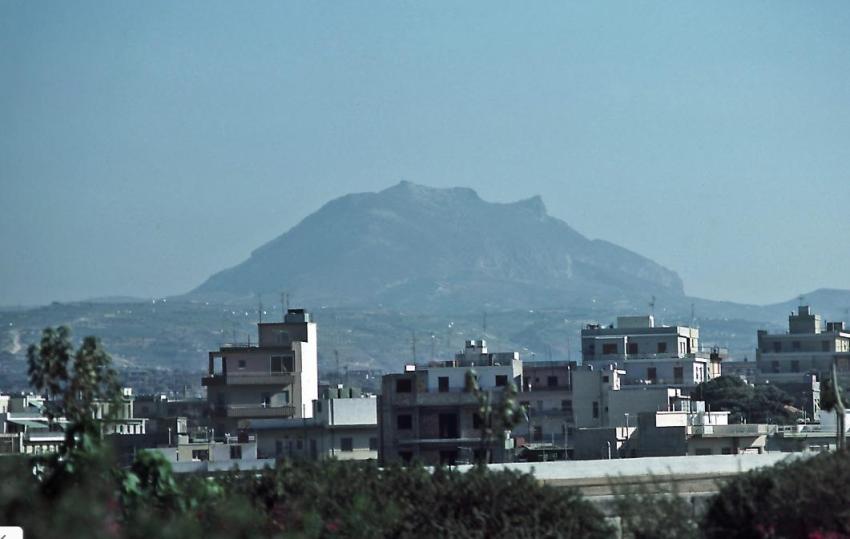 Zeus’s face in Mount Júktas