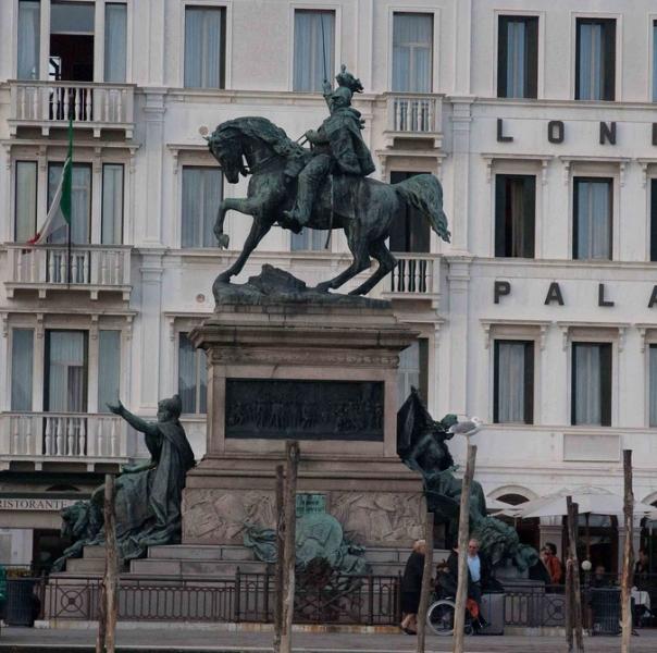 Vittorio Emanuele II Monument