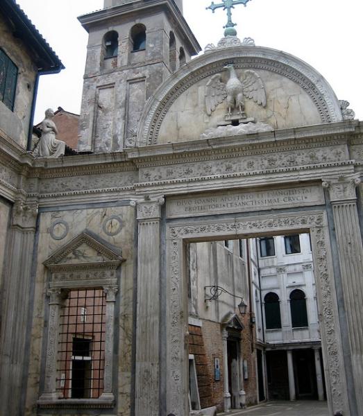 Entrance to the Scuola of S. Giovanni Evangelistra