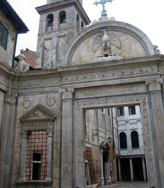 Entrance to the Scuola of S. Giovanni Evangelistra Entrance to the Scuola of S. Giovanni Evangelistra