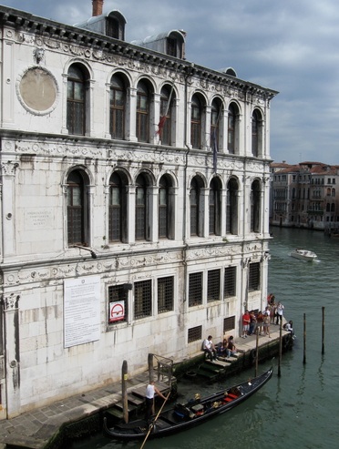 Palazzo dei Camerlenghi Palazzo dei Camerlenghi