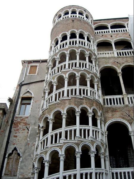 Palazzo Contarini del Bovolo