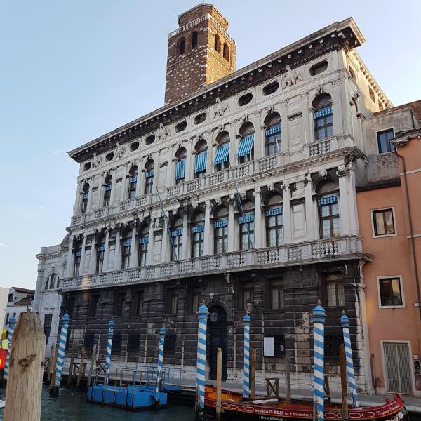 Venedig-Cannaregio,  der Palazzo Labia vom gegenüber liegenden Canale-ufer aus.