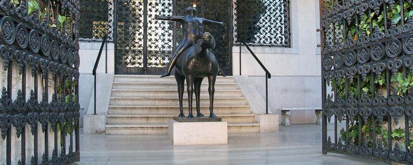 Entrance to the Peggy Guggenheim Museum