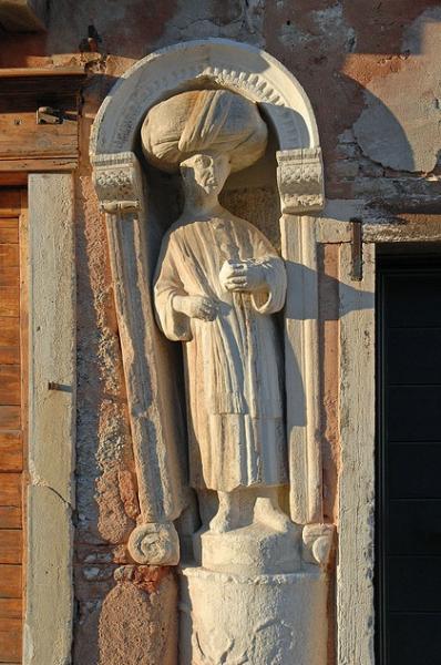 Figure on a Roman altar in the Campo dei Mori